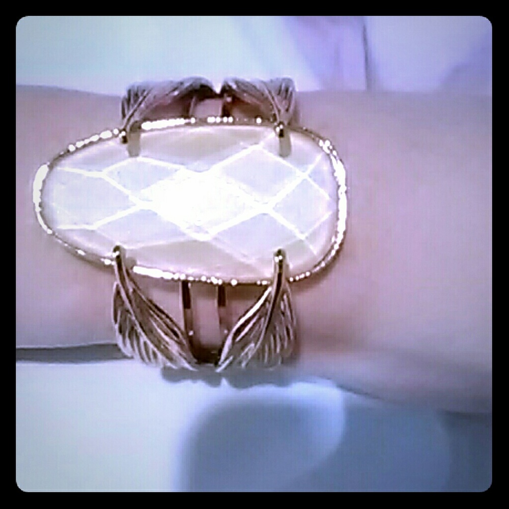 Ladies bracelet
